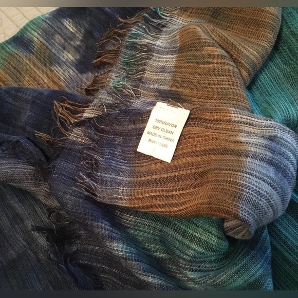 Scarf Bundle - Picture 15 of 16